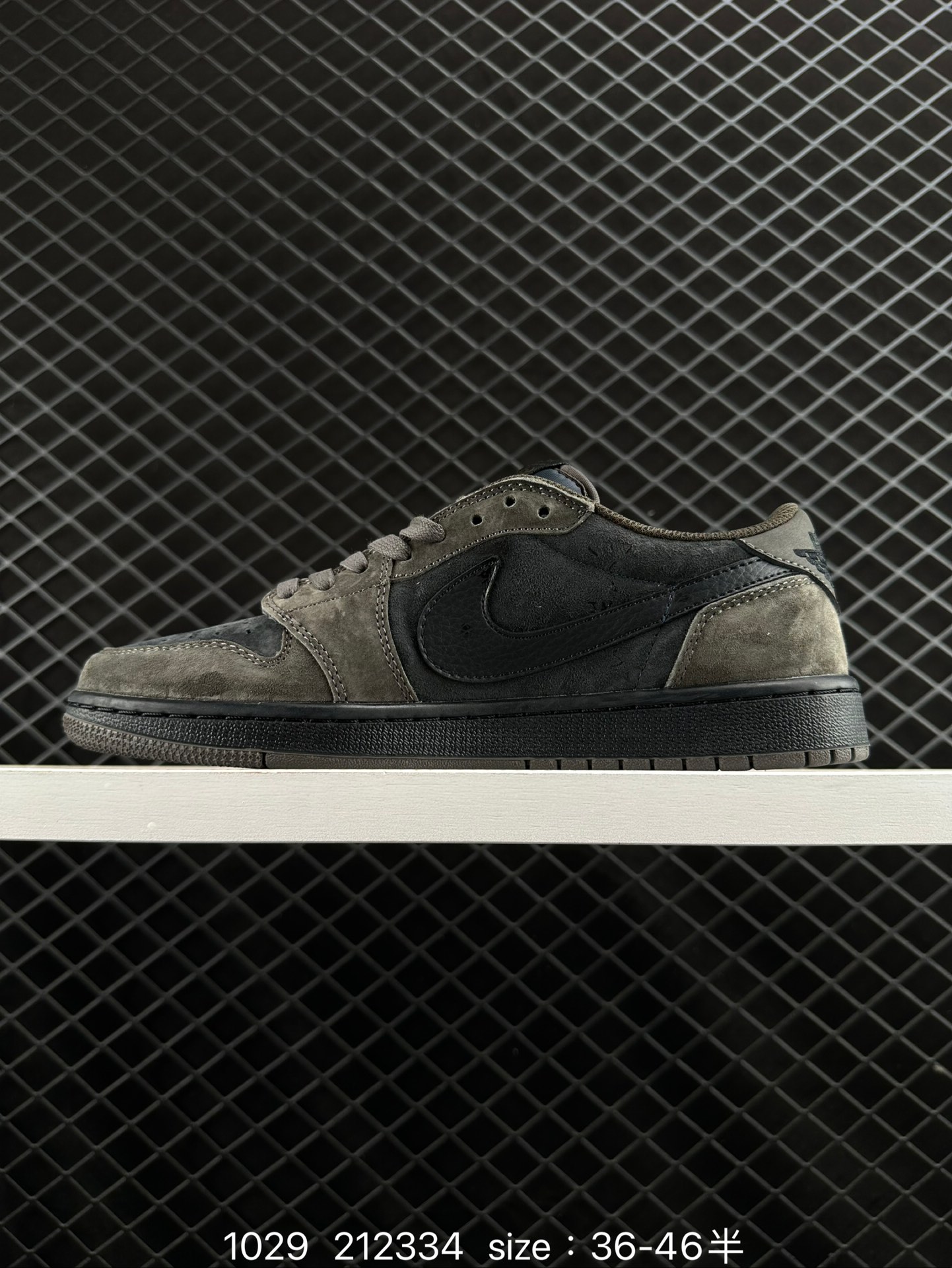 Travis Scott x Air Jordan 1 ” Reverse Mocha “